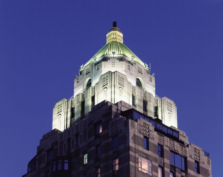 The Carlyle A Rosewood Hotel 768x610