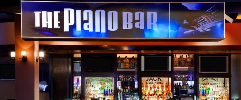 The Piano Bar Harrahs Las Vegas Hotel Casino logo 768x320