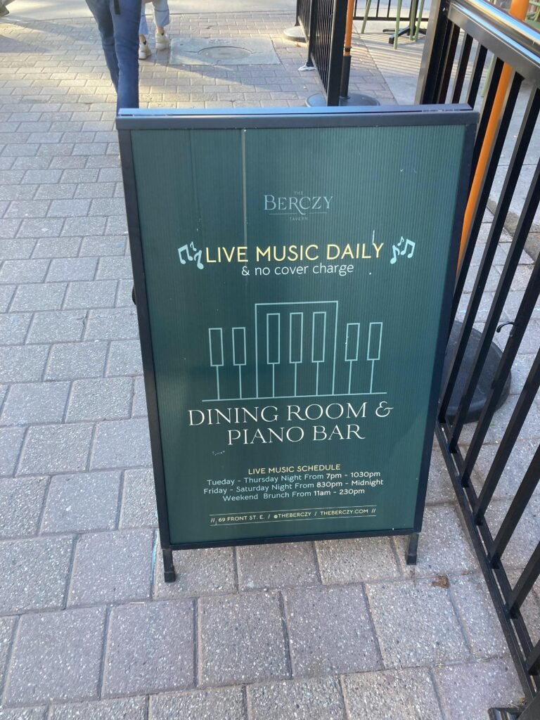 the berczy piano bar3 1 768x1024